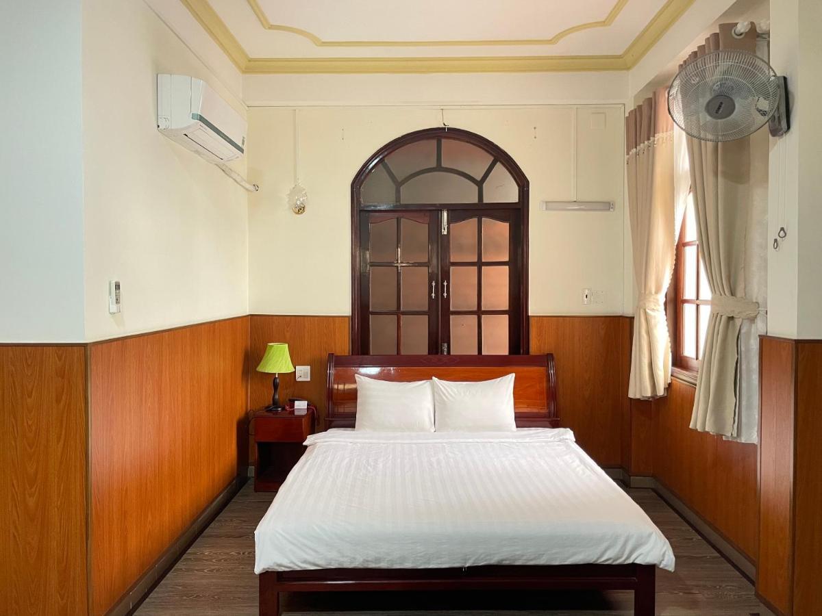 Khach San Mekong Star Hotel Vinh Long Exterior photo