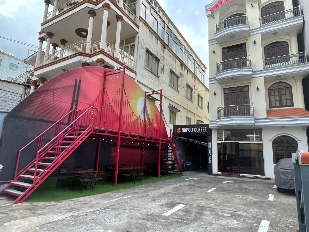 Khach San Mekong Star Hotel Vinh Long Exterior photo