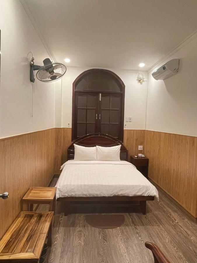 Khach San Mekong Star Hotel Vinh Long Exterior photo